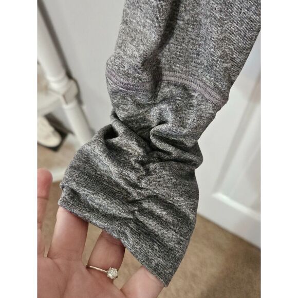 Champion Woman's Gray athletic Top - loose fitting - Small - Picture 3 of 6